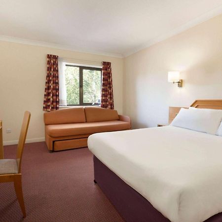 Days Inn Southampton Rownhams Chilworth  Exterior foto